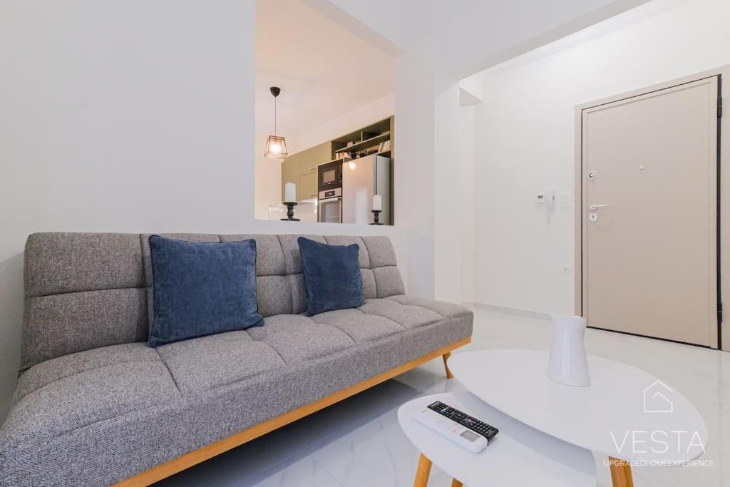 Theofilos Urban Apartment, Close To City Center テッサロニキ エクステリア 写真