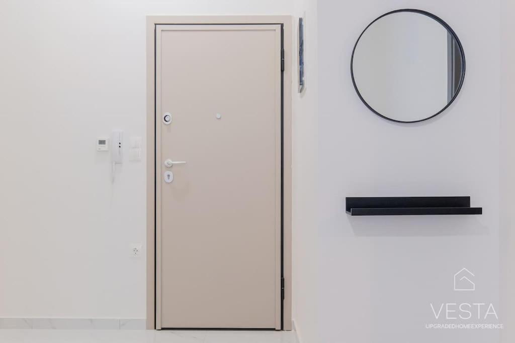 Theofilos Urban Apartment, Close To City Center テッサロニキ エクステリア 写真