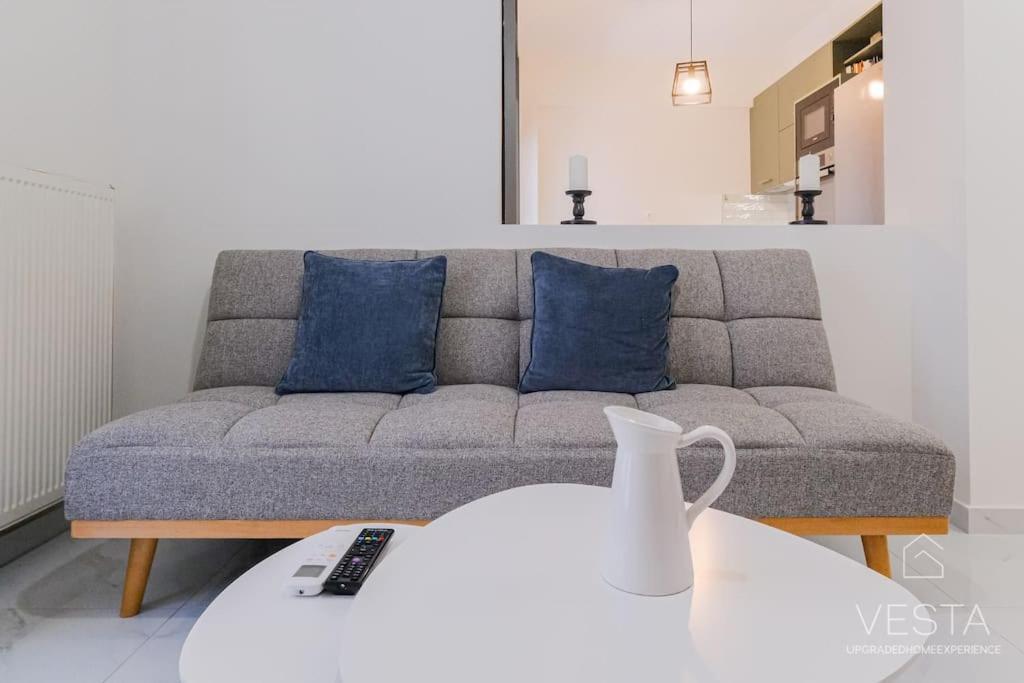 Theofilos Urban Apartment, Close To City Center テッサロニキ エクステリア 写真